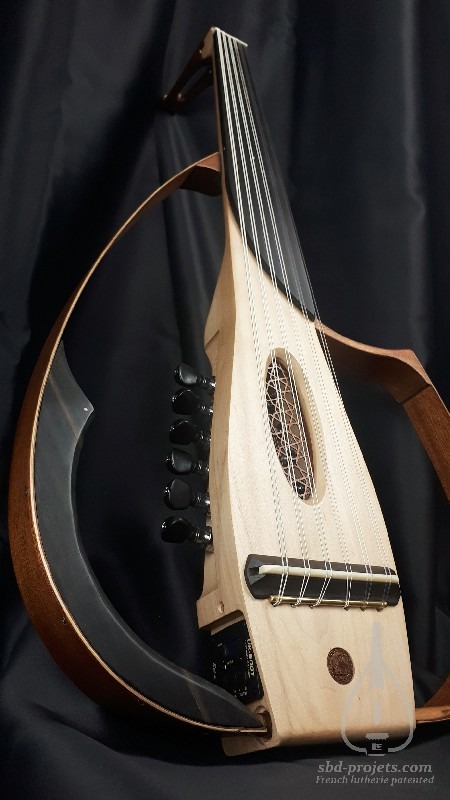 Electric oud arabic turkish music player Sylent classic wood custom hethamdeeb rajab_iengam najarian hollow - PREAMP~1
